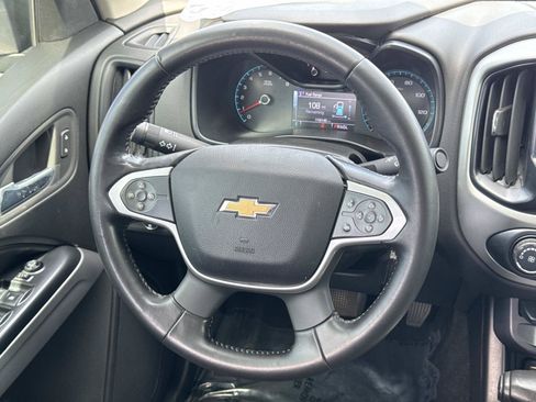 Used 2018 Chevrolet Colorado LT RWD image 10