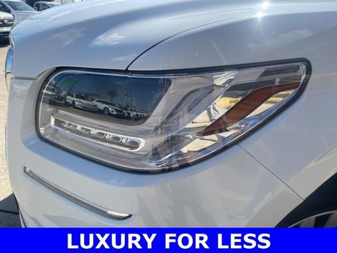 Used 2020 Lincoln Navigator L Reserve w/ Luxury Package image 4