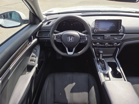 Used 2018 Honda Accord EX image 25
