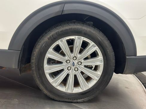 Used 2020 Ford Explorer Limited image 25