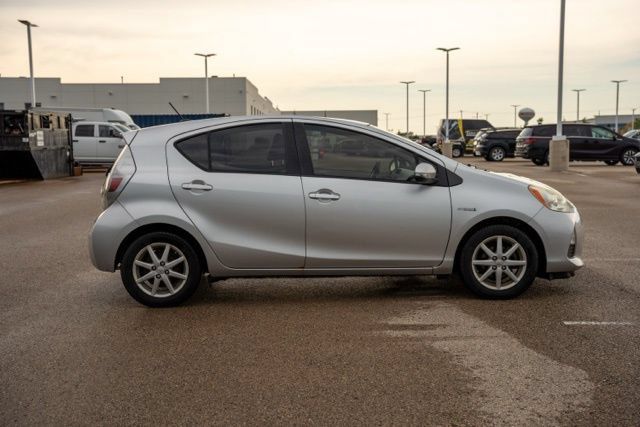 Used 2012 Toyota Prius C Three FWD image 8