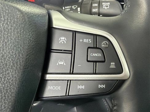 Used 2024 Toyota Grand Highlander Platinum image 27