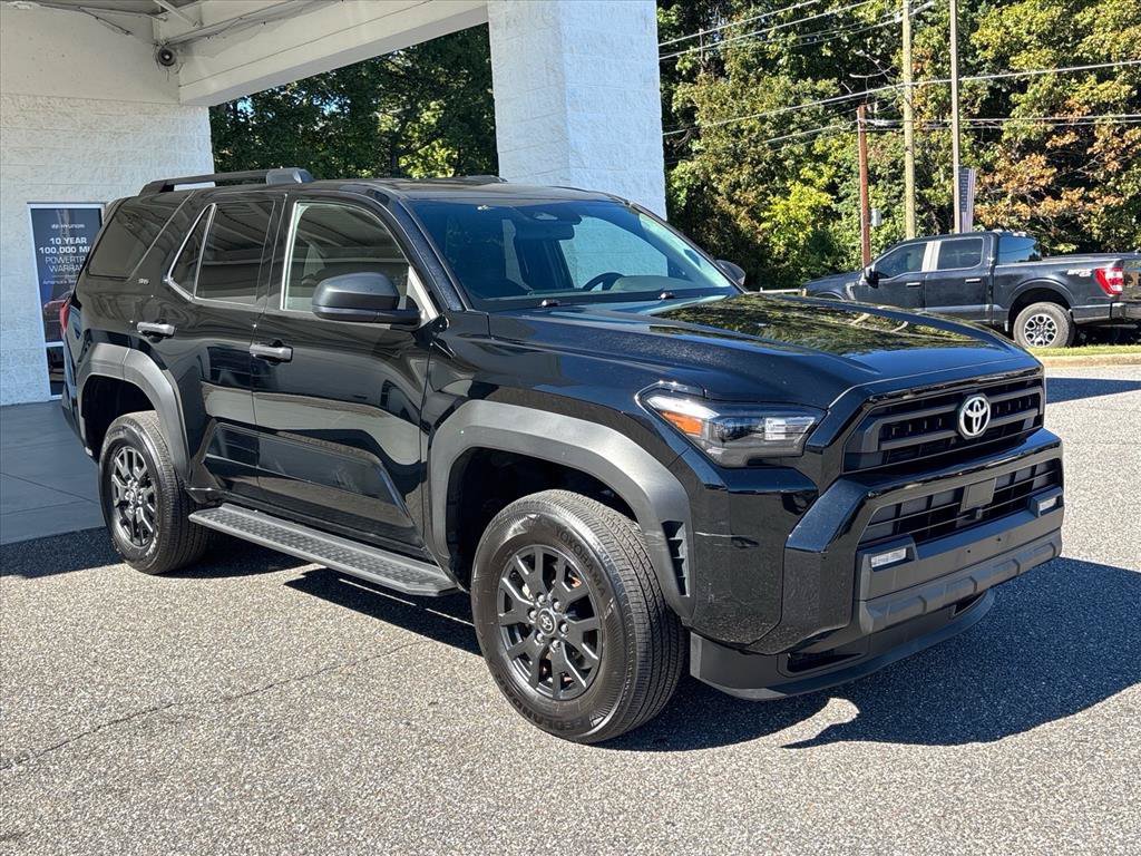 Used 2025 Toyota 4Runner SR5 AWD/4WD image 21