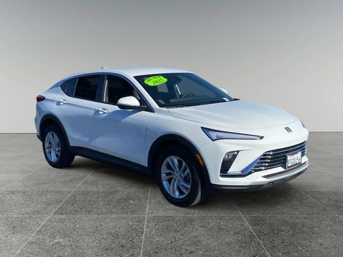 Used 2025 Buick Envista Preferred image 7