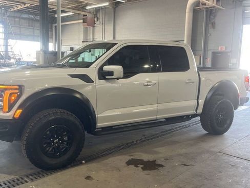 Used 2025 Ford F150 Raptor image 4