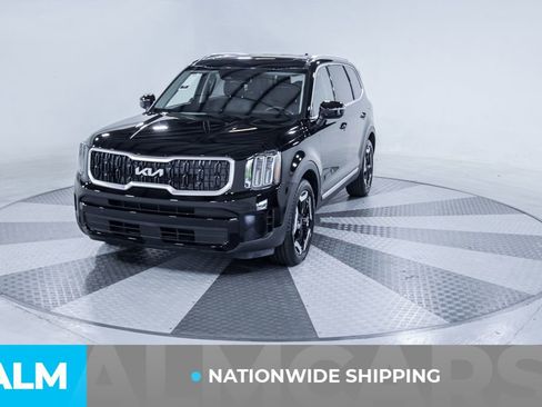Used 2024 Kia Telluride EX w/ EX Captain's Chair Package AWD/4WD image 2