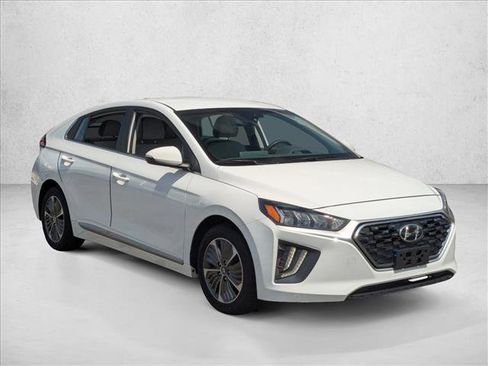 Used 2021 Hyundai Ioniq SEL FWD image 3