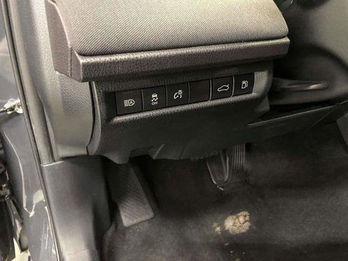 Certified 2025 Toyota Camry LE image 19