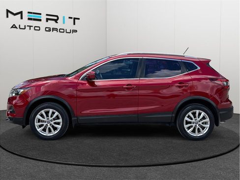 Used 2020 Nissan Rogue Sport SV FWD image 5