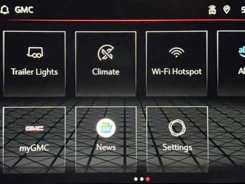 Used 2023 GMC Yukon XL Denali image 34