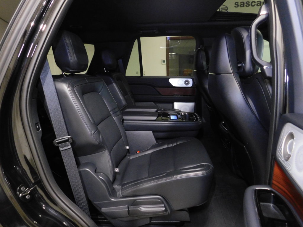 Used 2024 Lincoln Navigator Reserve w/ Equipment Group 201A AWD/4WD image 90