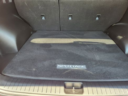 Used 2022 Kia Sportage LX FWD image 23