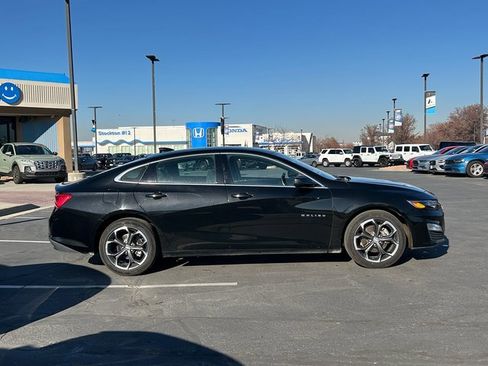 Used 2023 Chevrolet Malibu LT image 2