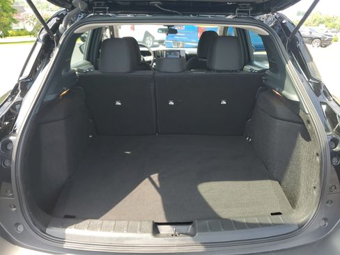 Used 2025 Nissan Kicks S AWD/4WD image 8