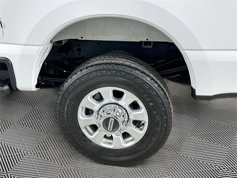 Certified 2024 Ford F250 XLT w/ FX4 Off-Road Package image 27