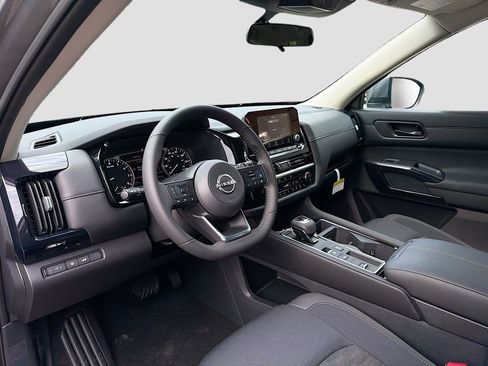 New 2025 Nissan Pathfinder SV w/ Black Appearance Package image 2