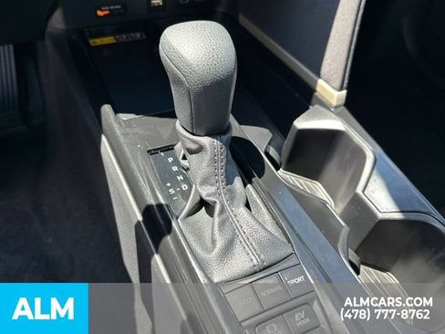 Used 2025 Toyota Camry LE FWD image 34