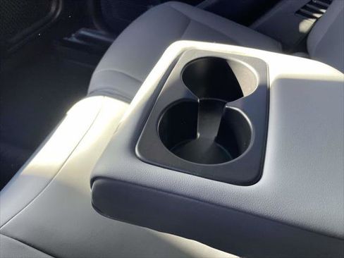 Used 2022 Lincoln Corsair Standard w/ Equipment Group 101A image 12