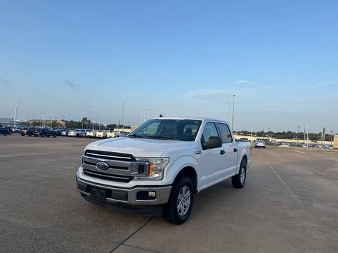 Used 2020 Ford F150 XLT w/ Equipment Group 301A Mid AWD/4WD image 8