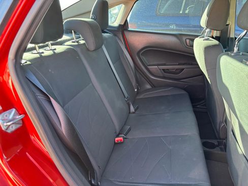 Used 2018 Ford Fiesta SE image 11