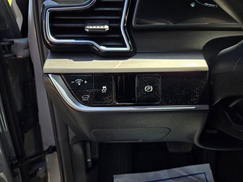 Used 2024 Kia Sportage X-Line w/ X-Line Premium Package image 13