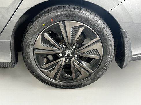Used 2019 Honda Civic EX image 11