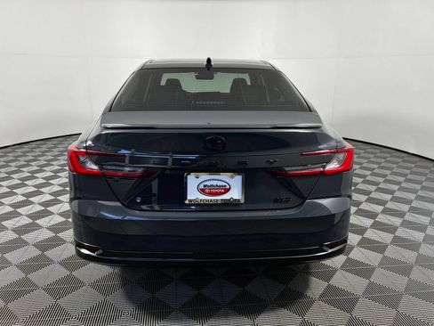 Certified 2025 Toyota Camry XLE AWD/4WD image 6