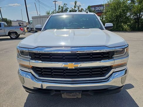 Used 2017 Chevrolet Silverado 1500 LT w/ Texas Edition RWD image 12
