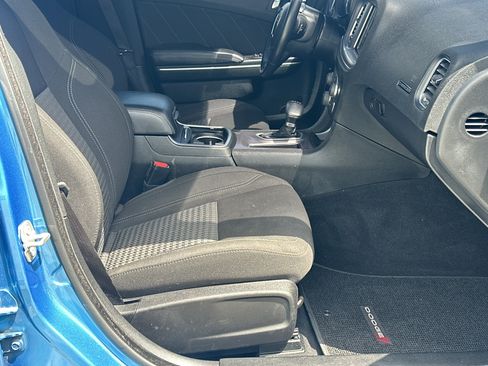 Used 2023 Dodge Charger SXT w/ Cold Weather Package RWD image 13