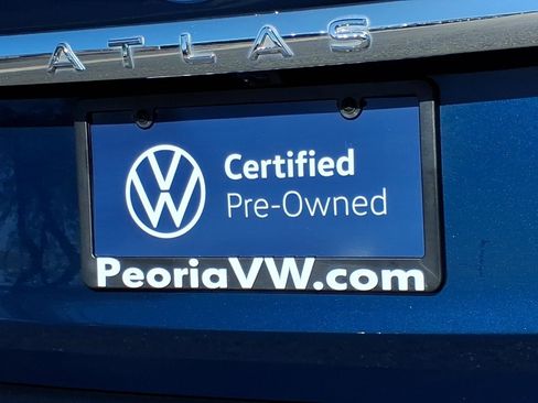 Certified 2023 Volkswagen Atlas SE w/ Black Wheel Package image 16