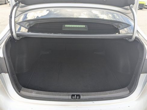 Used 2022 Toyota Corolla LE image 24
