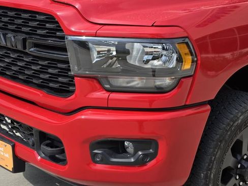 Used 2024 RAM 2500 Big Horn w/ Night Edition AWD/4WD image 9