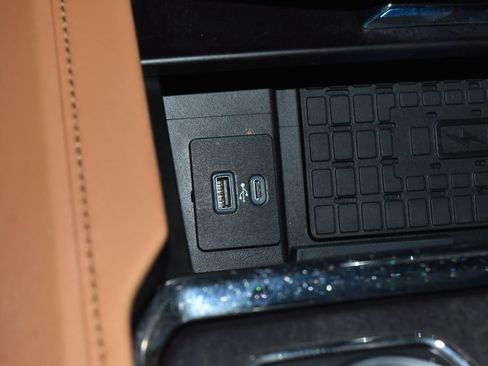 Used 2024 Ford Expedition Max Platinum image 14