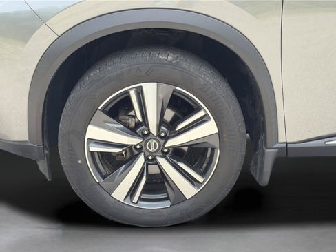 Used 2021 Nissan Rogue SL w/ Premium Package AWD/4WD image 34