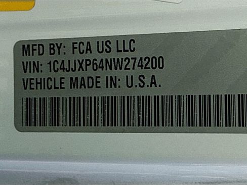 Used 2022 Jeep Wrangler Unlimited Sahara image 35