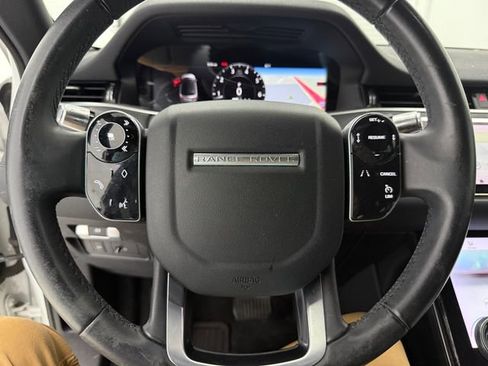 Used 2020 Land Rover Range Rover Evoque SE image 10