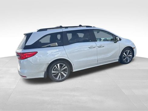 Used 2024 Honda Odyssey Touring image 19
