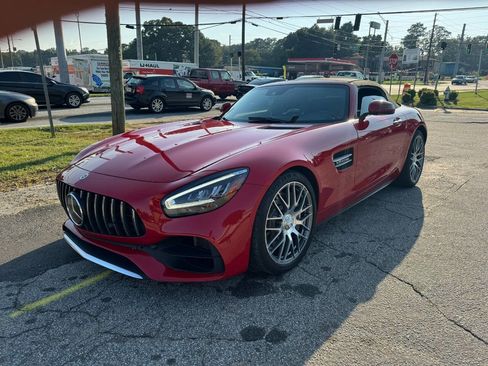 Used 2020 Mercedes-Benz AMG GT Roadster image 2