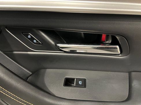 Used 2025 MAZDA CX-70 Plug-In Hybrid w/ Premium Pkg image 39