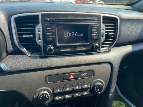 Used 2019 Kia Sportage LX image 20