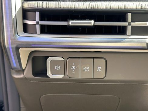 Certified 2025 Hyundai Santa Fe Calligraphy image 30