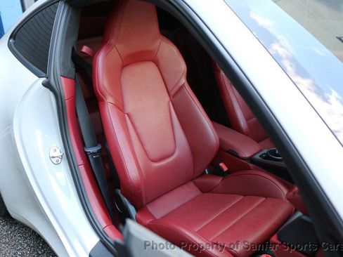 Used 2022 Porsche 911 Carrera 4S AWD/4WD image 24