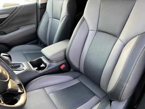 Certified 2025 Subaru Outback Onyx Edition image 18