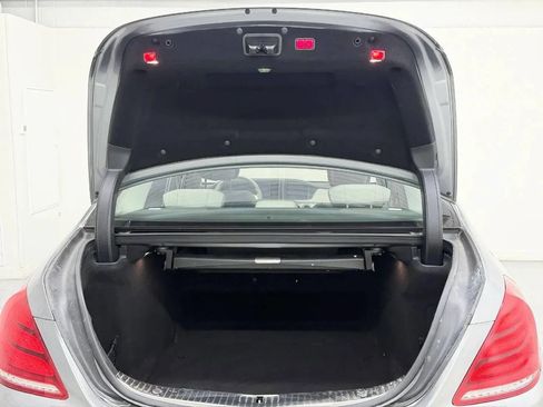Used 2015 Mercedes-Benz S 550 Sedan image 39
