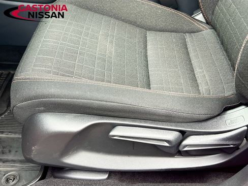 Used 2023 Honda HR-V Sport image 25