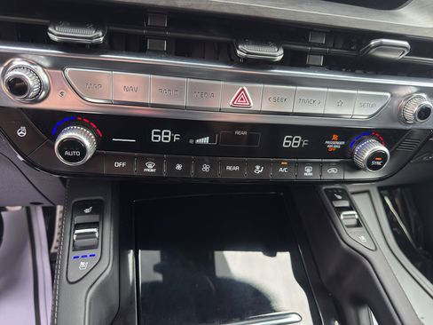 Used 2023 Kia Telluride SX Prestige X-Line AWD/4WD image 19