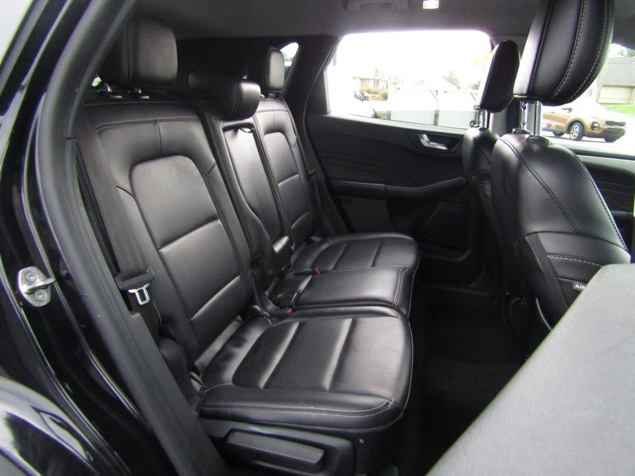 Used 2021 Ford Escape SEL FWD image 22