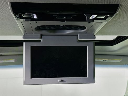 Used 2017 Chevrolet Tahoe Premier image 38