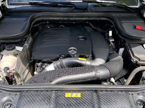 Used 2023 Mercedes-Benz GLE 350 4MATIC image 32