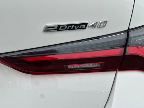 Used 2025 BMW i4 eDrive40 w/ Driving Assistance Package image 25